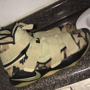 Lebron Soldier 11 “Camo”